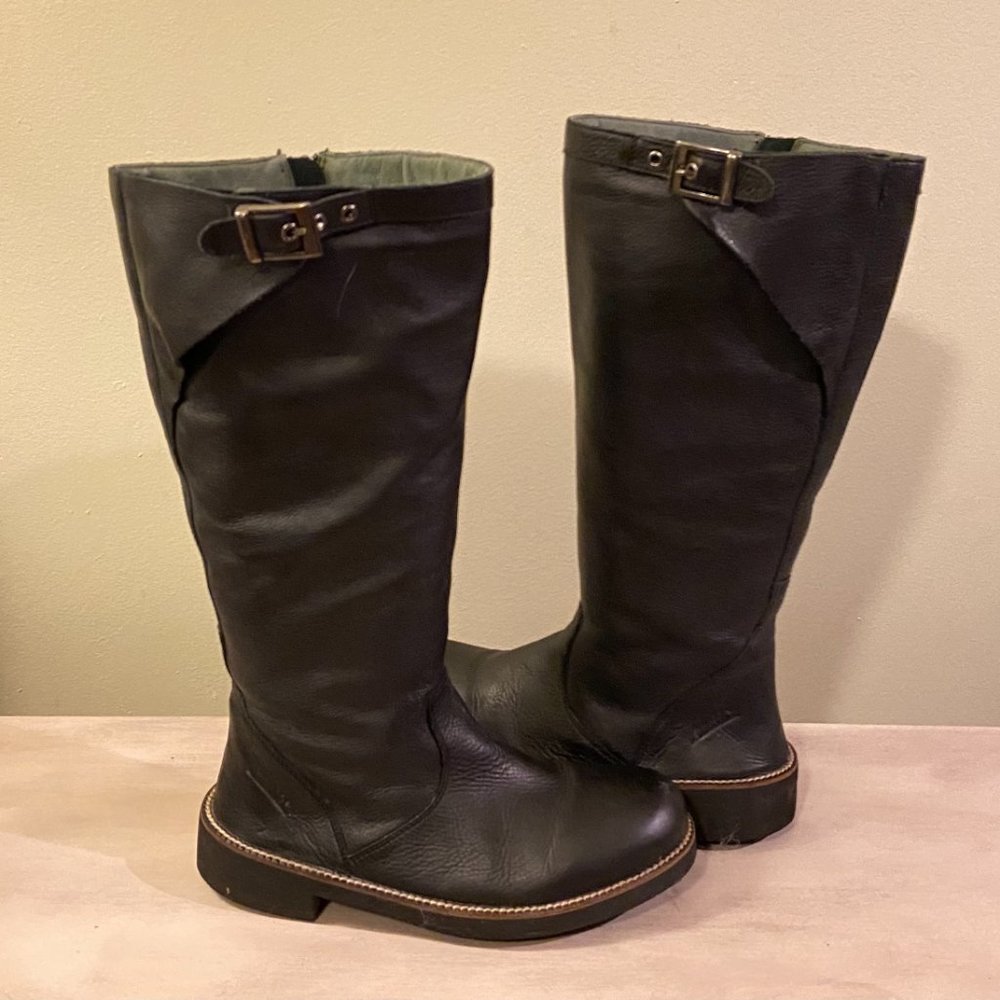 Earth Acclaim Long Leather Black Boot Women’s 6.5